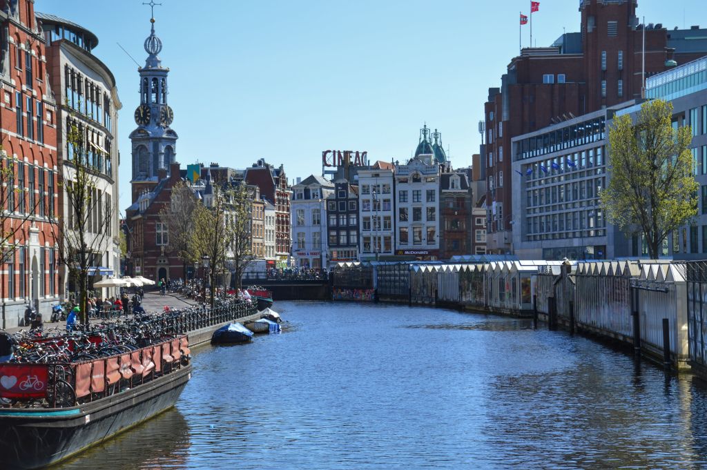 Drijvende bloemenmarkt Amsterdam