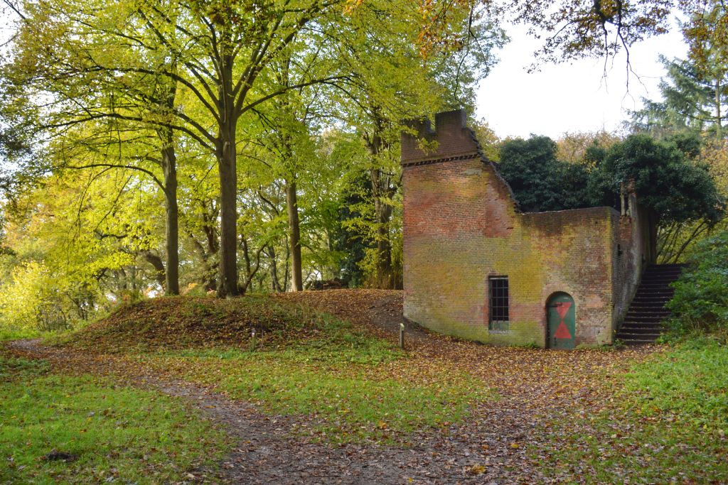 Ruïne op de Koningstafel, Rhenen