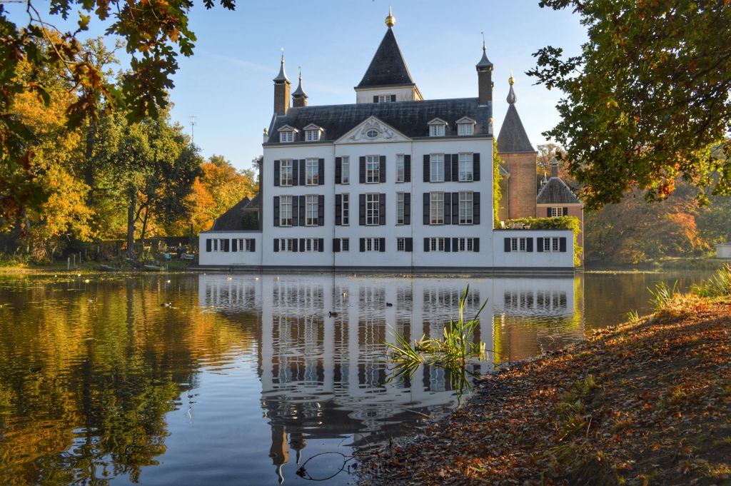 Kasteel Renswoude in de herfst