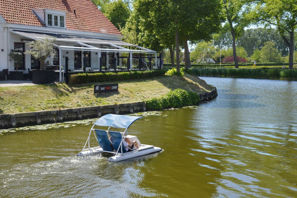 Waterfietsen in Sluis