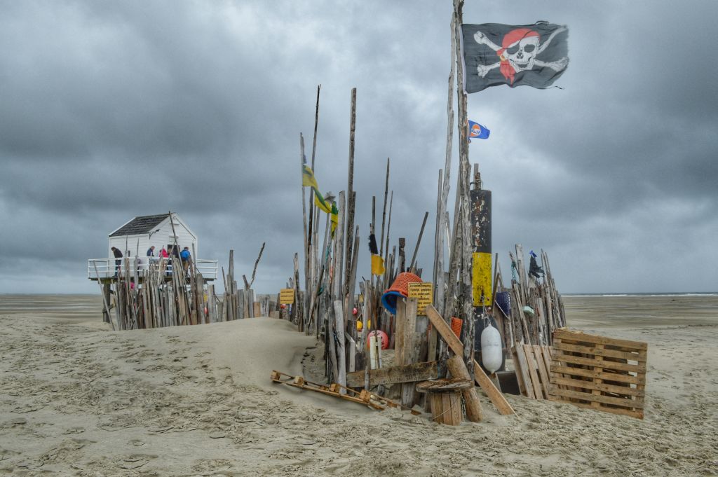 tips vlieland ontdekken - drenkelingenhuisje