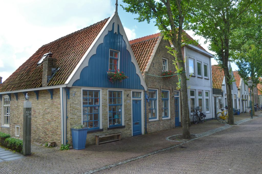 tips vlieland ontdekken - dorpsstraat